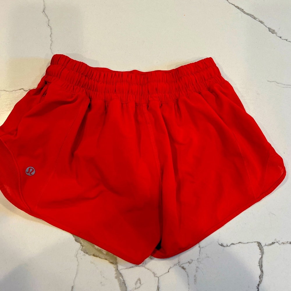 Lululemon Hotty Hot shorts